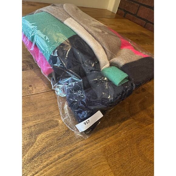 Renuar Ladies Sweater Colorful O/S Square Pattern NWT - Picture 14 of 14